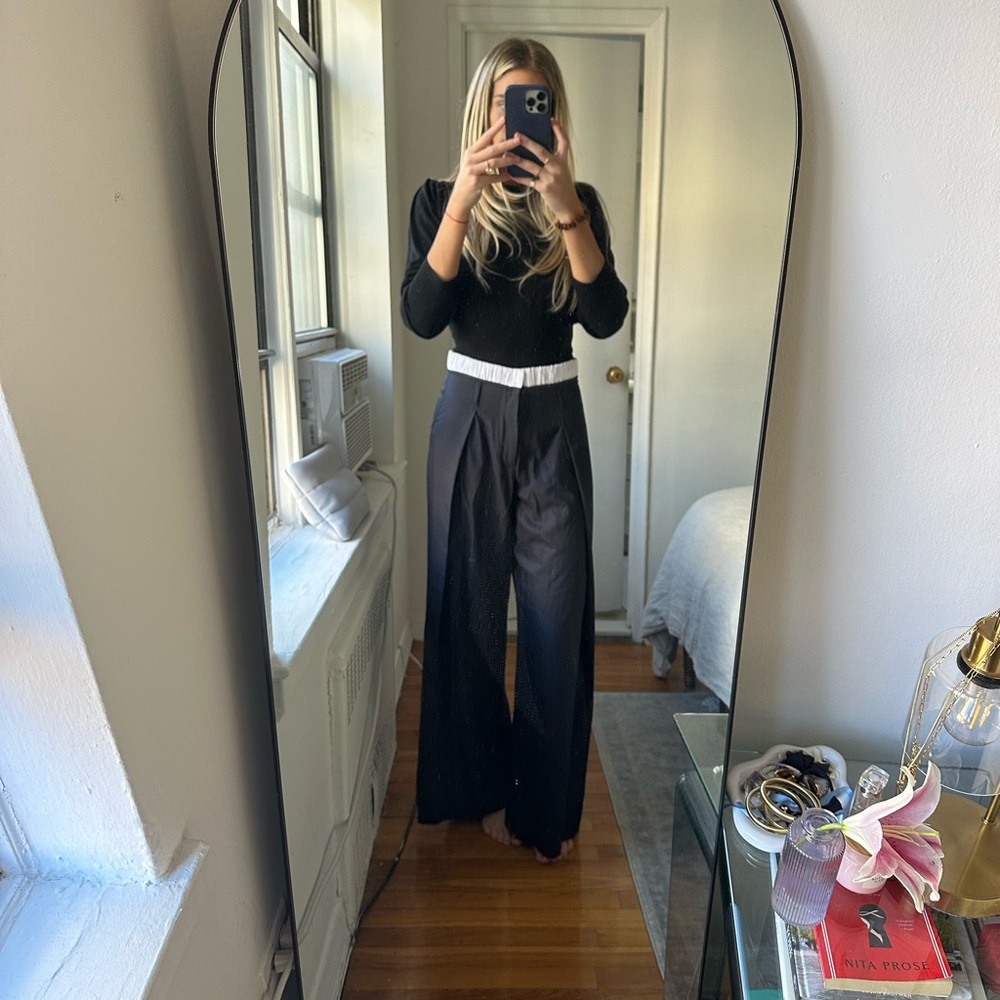 Striped trousers with white waistband